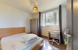 Rue Philippe Fabia, Lyon, Auvergne-Rhône-Alpes 69008