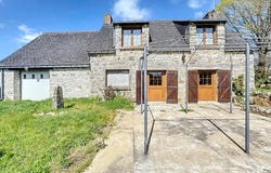 Peillac, Brittany 56220