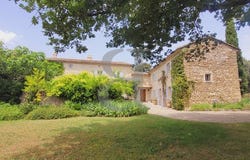 Grignan, Auvergne-Rhône-Alpes 26230