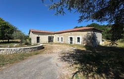 Berneuil, Poitou-Charentes 16480