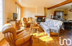 Villeblevin, Bourgogne-Franche-Comté 89340