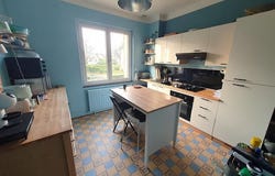 Bourges, Centre-Val de Loire 18000