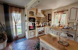 Le Val, Provence-Alpes-Côte d'Azur 83143