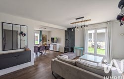 Lanvallay, Brittany 22100
