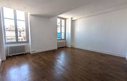 L ISLE SUR SEREIN, Bourgogne 89440