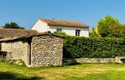 Pernes-les-Fontaines, Provence-Alpes-Côte d'Azur 84210