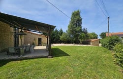 CHARROUX, Auvergne-Rhône-Alpes 86460