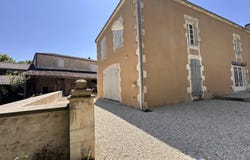 Saint-Jean-d'Angély, Charente-Maritime 17400