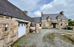 Ploubezre, Bretagne 22300