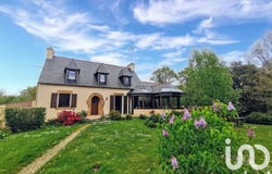 Louargat, Brittany 22540