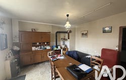 Saint-Aubin-sur-Loire, Bourgogne-Franche-Comté 71140