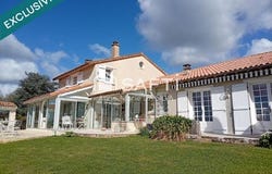 Chauvigny, Poitou-Charentes 86300