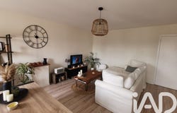 Bourges, Centre-Val de Loire 18000