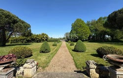 Fronsac, Aquitaine 33126