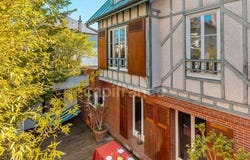 COURBEVOIE, Île-de-France 92400