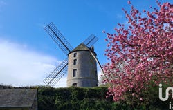 Lamballe, Brittany 22400