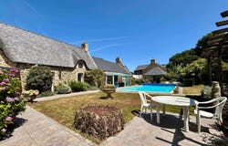 GUIDEL, Brittany 56520
