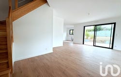 Laval, Pays de la Loire 53000
