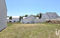 Questembert, Brittany 56230