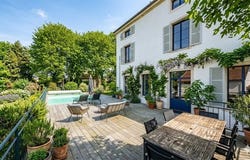 Chalon-sur-Saône, Burgundy 71100