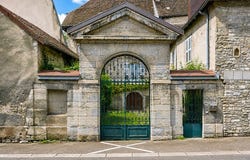 BAUME LES DAMES, Bourgogne-Franche-Comté 25110