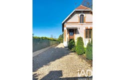 Bourg-et-Comin, Hauts-de-France 02160