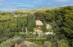SANARY SUR MER, Provence-Alpes-Côte d'Azur 83110