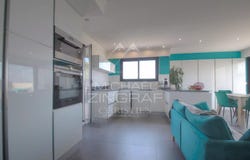 Antibes, Provence-Alpes-Côte-d'Azur 06600