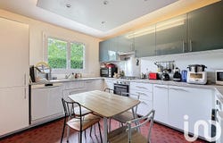 Vulaines-sur-Seine, Île-de-France 77870