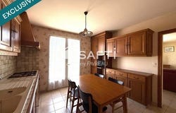 Parthenay, Poitou-Charentes 79200