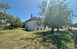 Saint-Pierre-Le-Moutier, Bourgogne 58240
