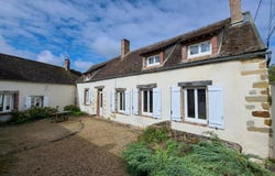 Villeneuve-la-Guyard, Burgundy 89340