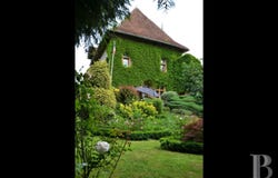 Charolles, Burgundy 71120