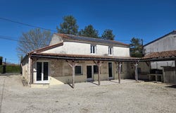 Châteauneuf-sur-Charente, Poitou-Charentes 16120
