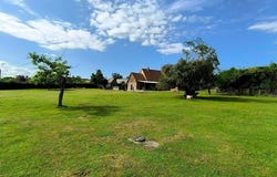 Brémontier-Merval, Normandy 76220
