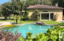 Grimaud, Provence-Alpes-Côte d'Azur 83310