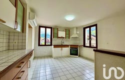 Saint-Jeoire, Auvergne-Rhône-Alpes 74490