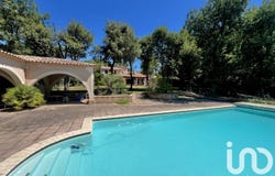 Saint-Maximin-la-Sainte-Baume, Provence-Alpes-Côte d'Azur 83470