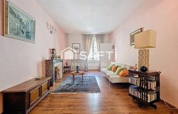 Reims, Champagne-Ardenne 51100