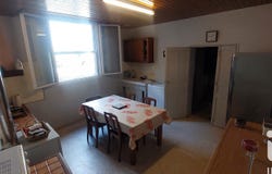 Garons, Occitanie 30128