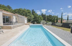 Saint-Saturnin-lès-Apt, Provence-Alpes-Côte-d'Azur 84490