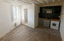 ROUEN, Normandy 76000