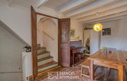 Pernes-les-Fontaines, Provence-Alpes-Côte-d'Azur 84210