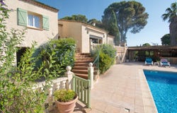 PEZENAS, Occitanie 34120