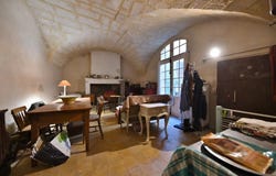 Uzès, Gard 30700
