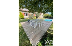 Bourges, Centre-Val de Loire 18000