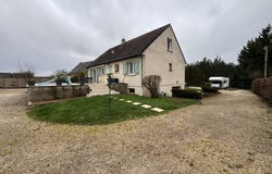 Laignes, Burgundy 21330