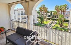 SANARY SUR MER, Provence-Alpes-Côte d'Azur 83110