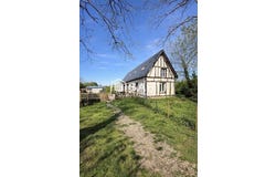 Vexin-Sur-Epte, Haute-Normandie 27420