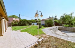 Arcis-sur-Aube, Grand Est 10700
